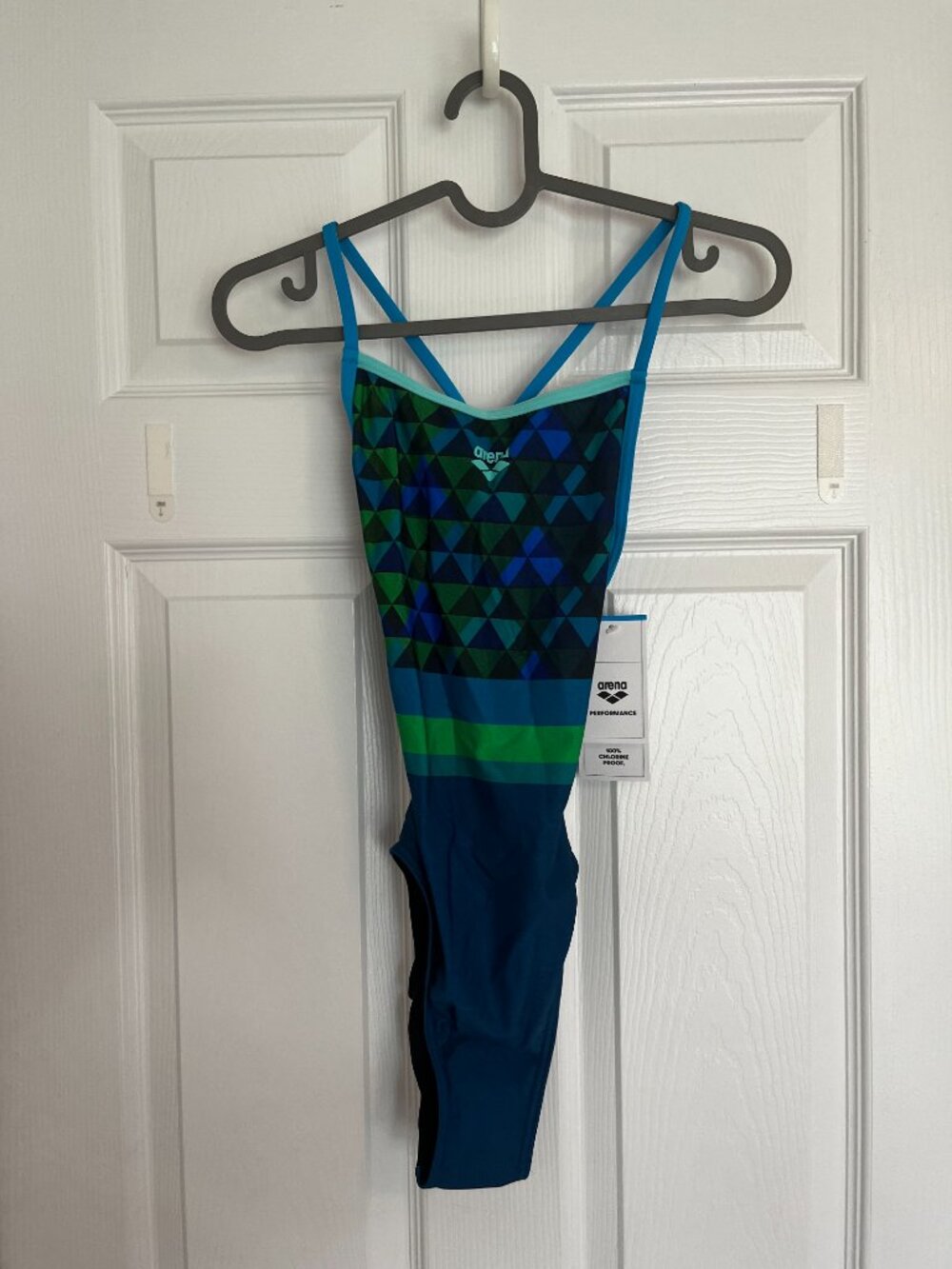 Arena Women’s Size 28 Performance Pyramid MaxLife Training Swimsuit